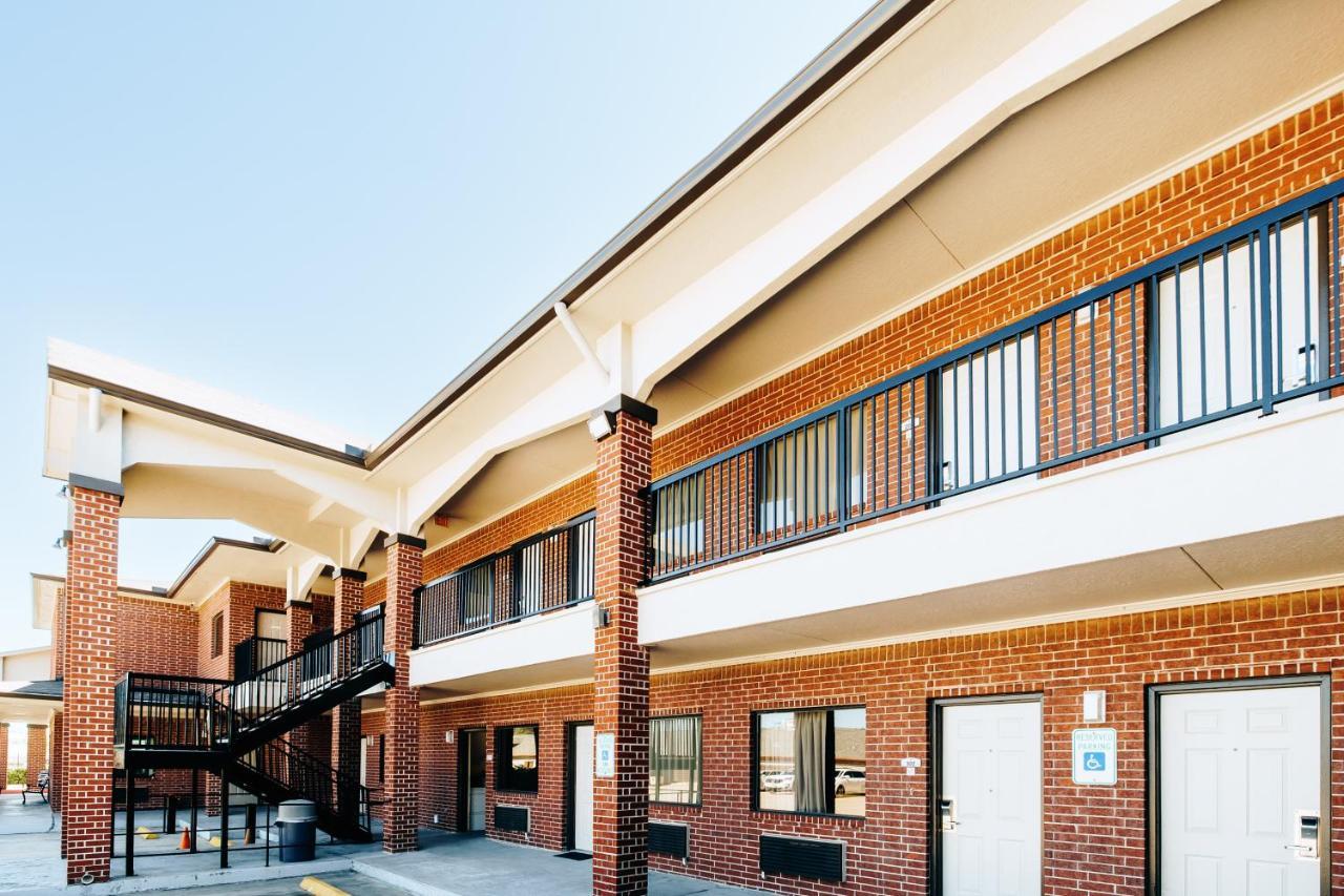 Winchester Inn And Suites Humble/Iah/North Houston Exterior photo