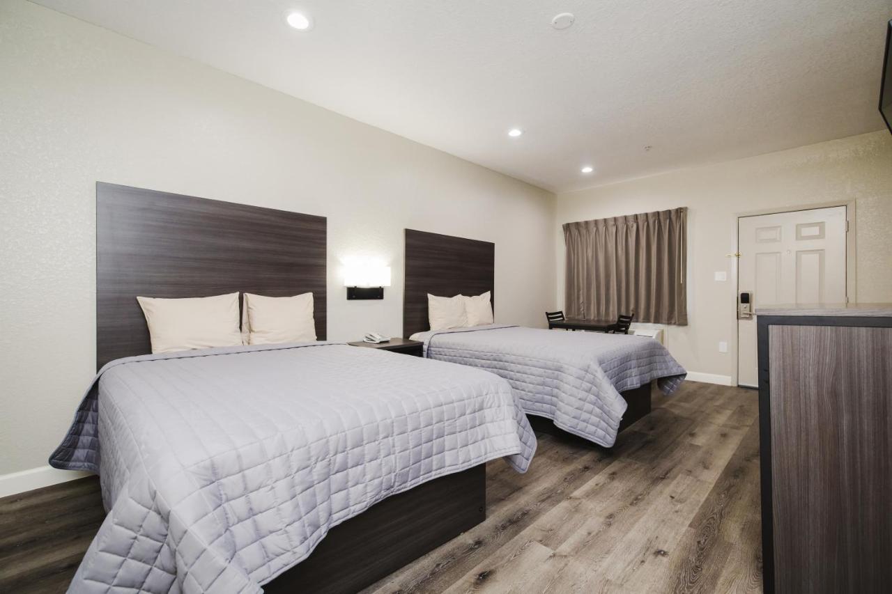 Winchester Inn And Suites Humble/Iah/North Houston Exterior photo